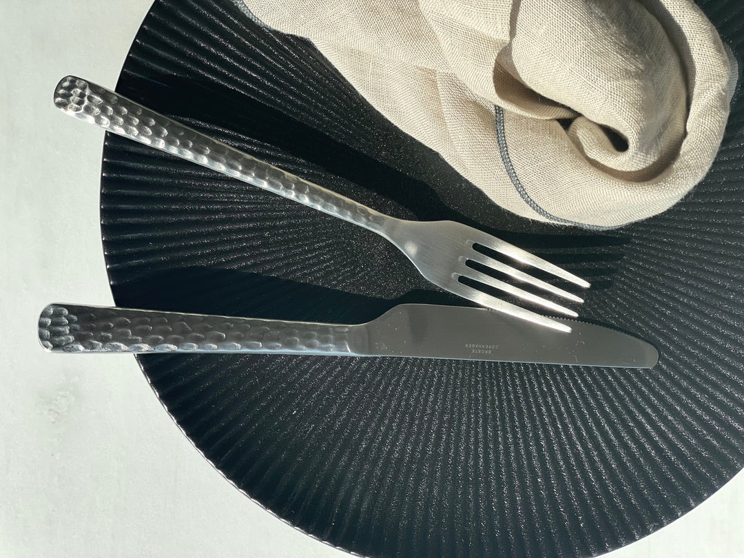 BESTEKSET HUNE HAMMERED - SET VOOR 4 PERSONEN