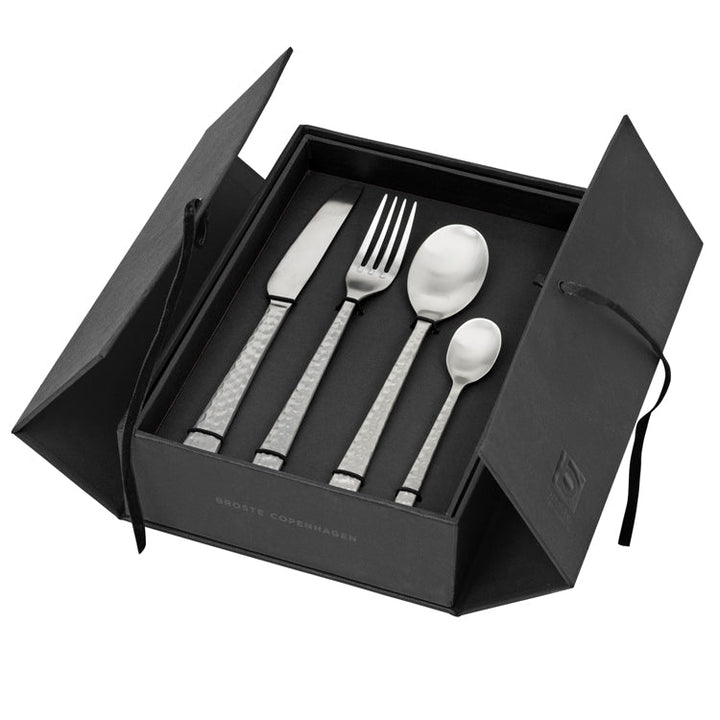 BESTEKSET HUNE HAMMERED - SET VOOR 4 PERSONEN